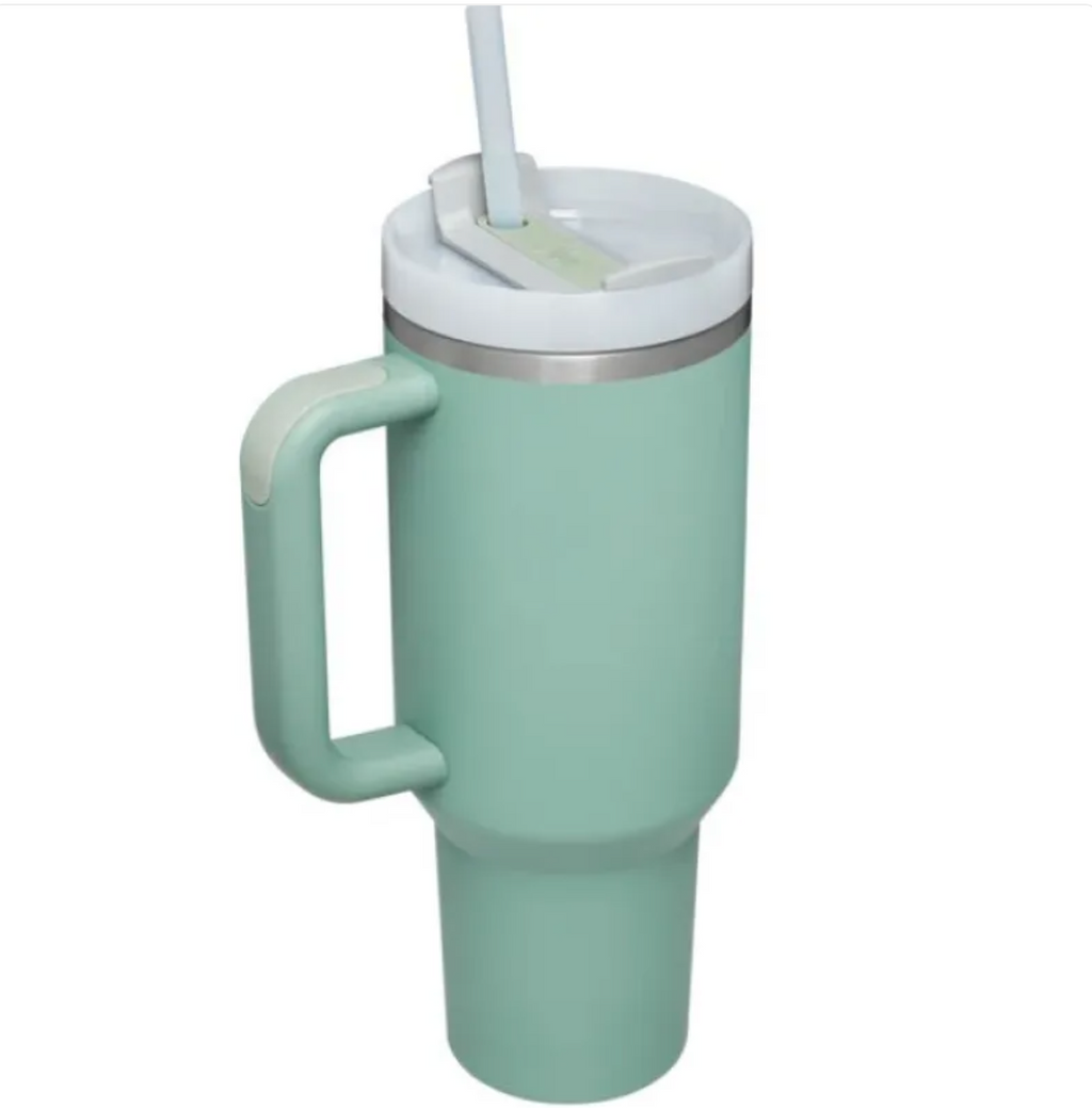Minimalist Stainless Steel Thermos Bottle – Eco-Friendly Insulated Hydration Bottle